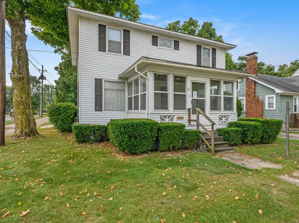 114 W Kelsey St, Three Rivers, MI 49093