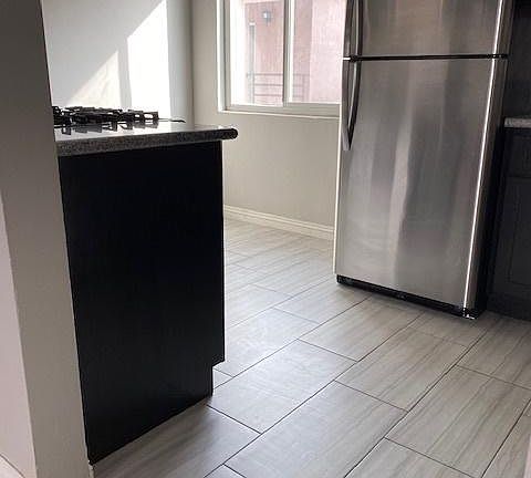 3rd image of 825 S Taylor Ave #12