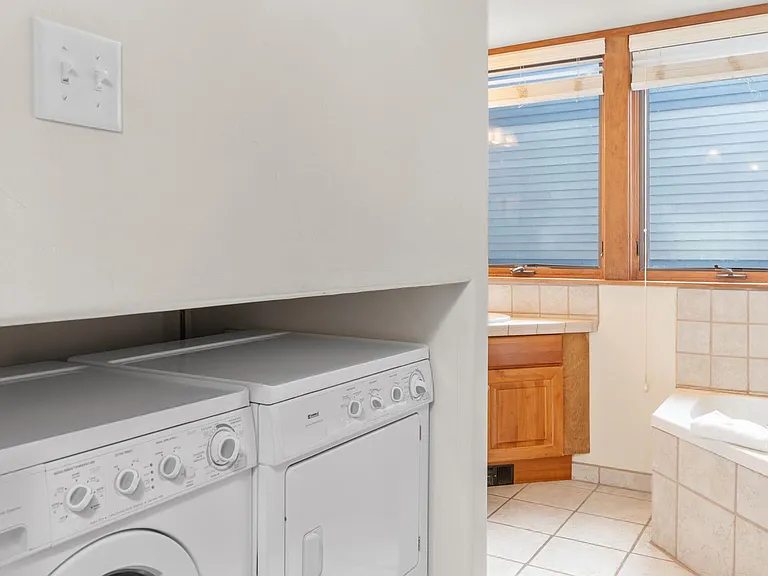 Laundry Room Cabinet