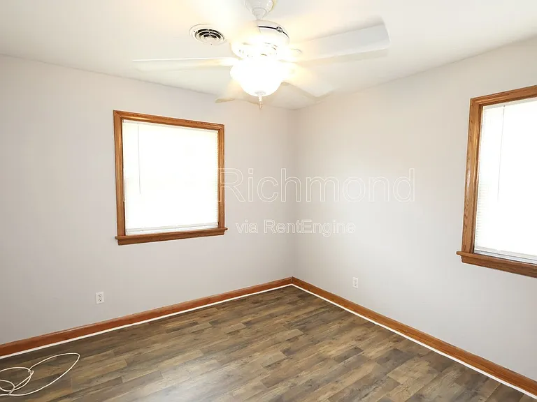5601 Eunice Dr — Photo 11