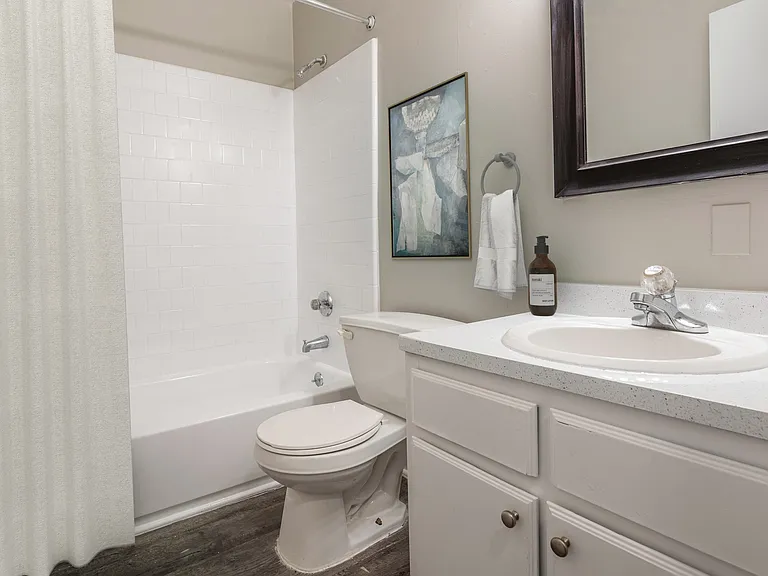 Signal Hill Apartments and Towhomes — Photo 24