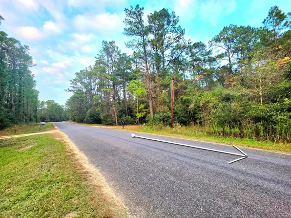 16677 Whippoorwill Rd, Navasota, TX 77868