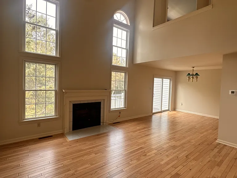4282 Wimbledon Dr — Photo 9