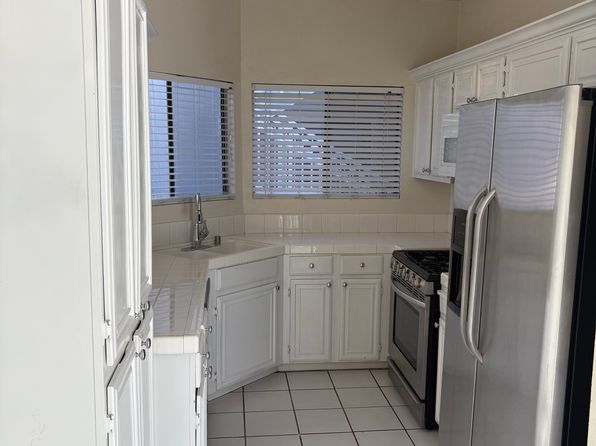 3663 Oakwood Ter APT 211