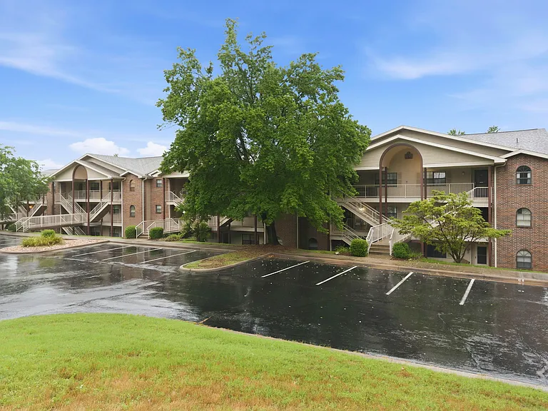 350 S Wildwood Dr #19 — Photo 18