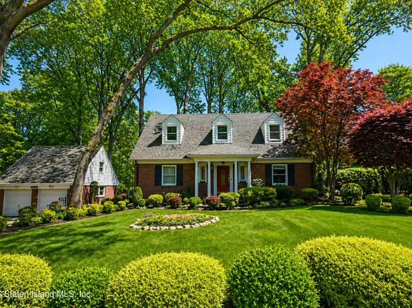 48 Kent St, Staten Island, NY 10306