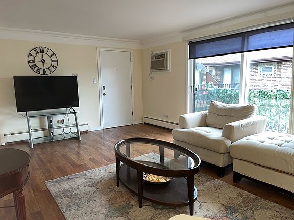 4th image of 3609 N Narragansett Ave APT 301