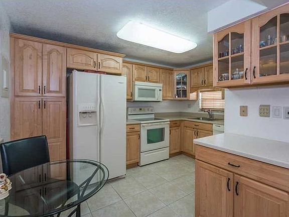 2nd image of 300 S Hollybrook Dr APT 204