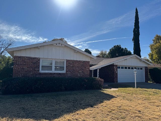 Front with double car garage