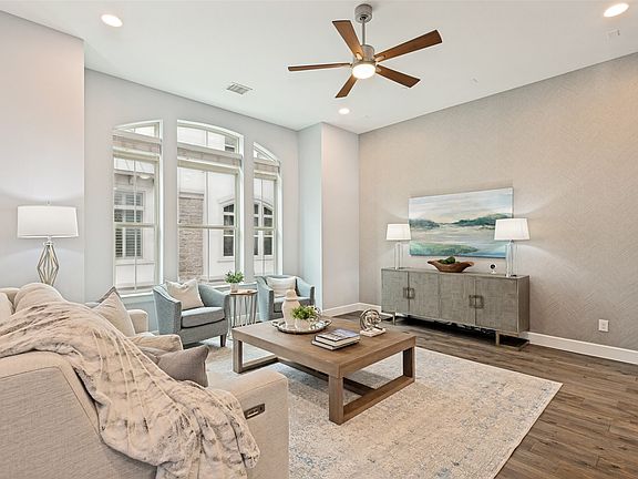 4th image of 746 Spanish Oaks Pl