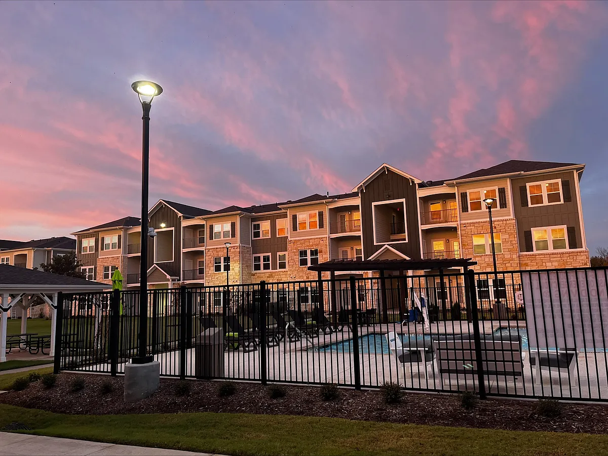 Building Photo - Denton Grove