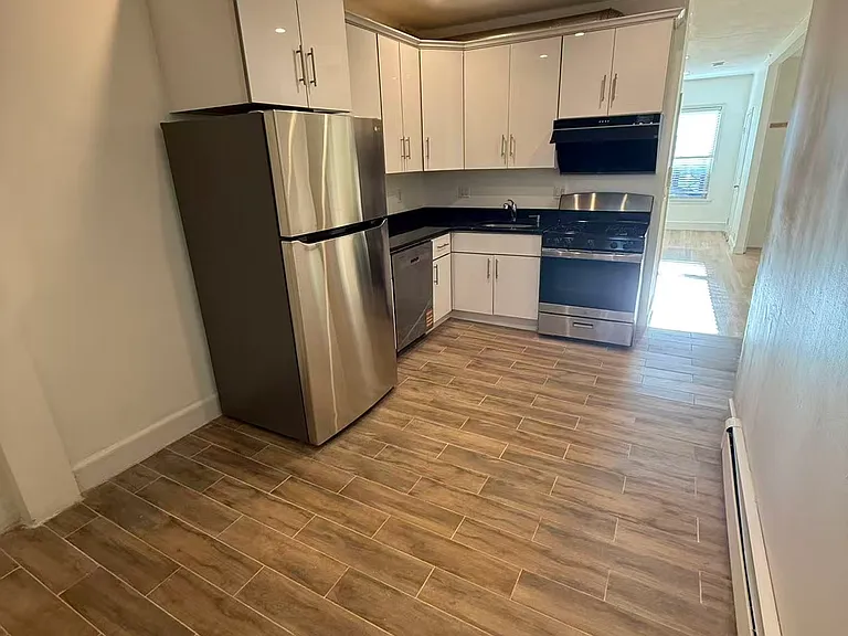 63 Middle St #1 — Photo 1
