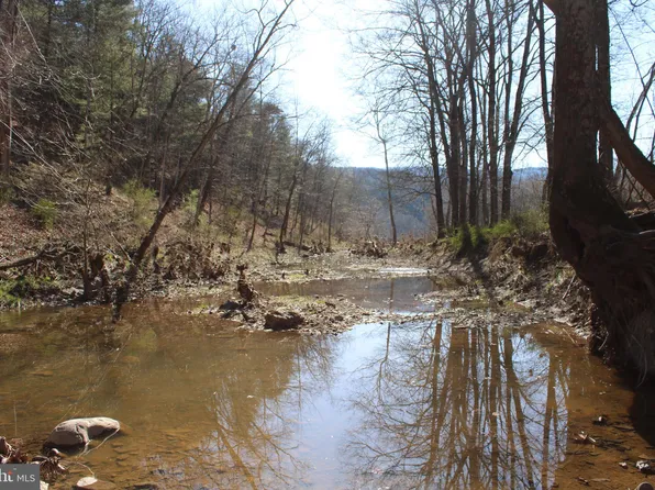 Kilgore Rd, Great Cacapon, WV 25422