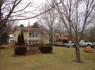 1405 Olde Sawmill Rd, Baraboo, WI 53913