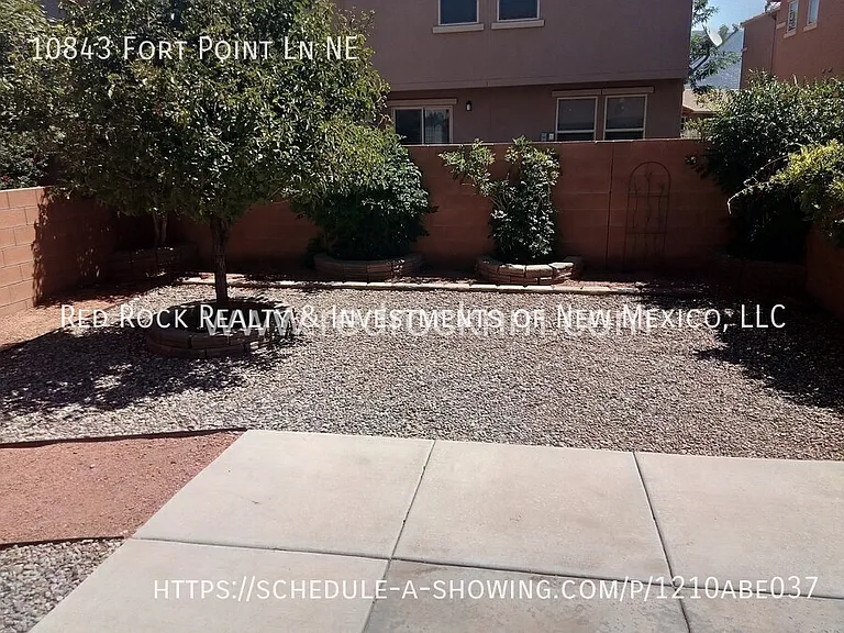 10843 Fort Point Ln NE — Photo 21