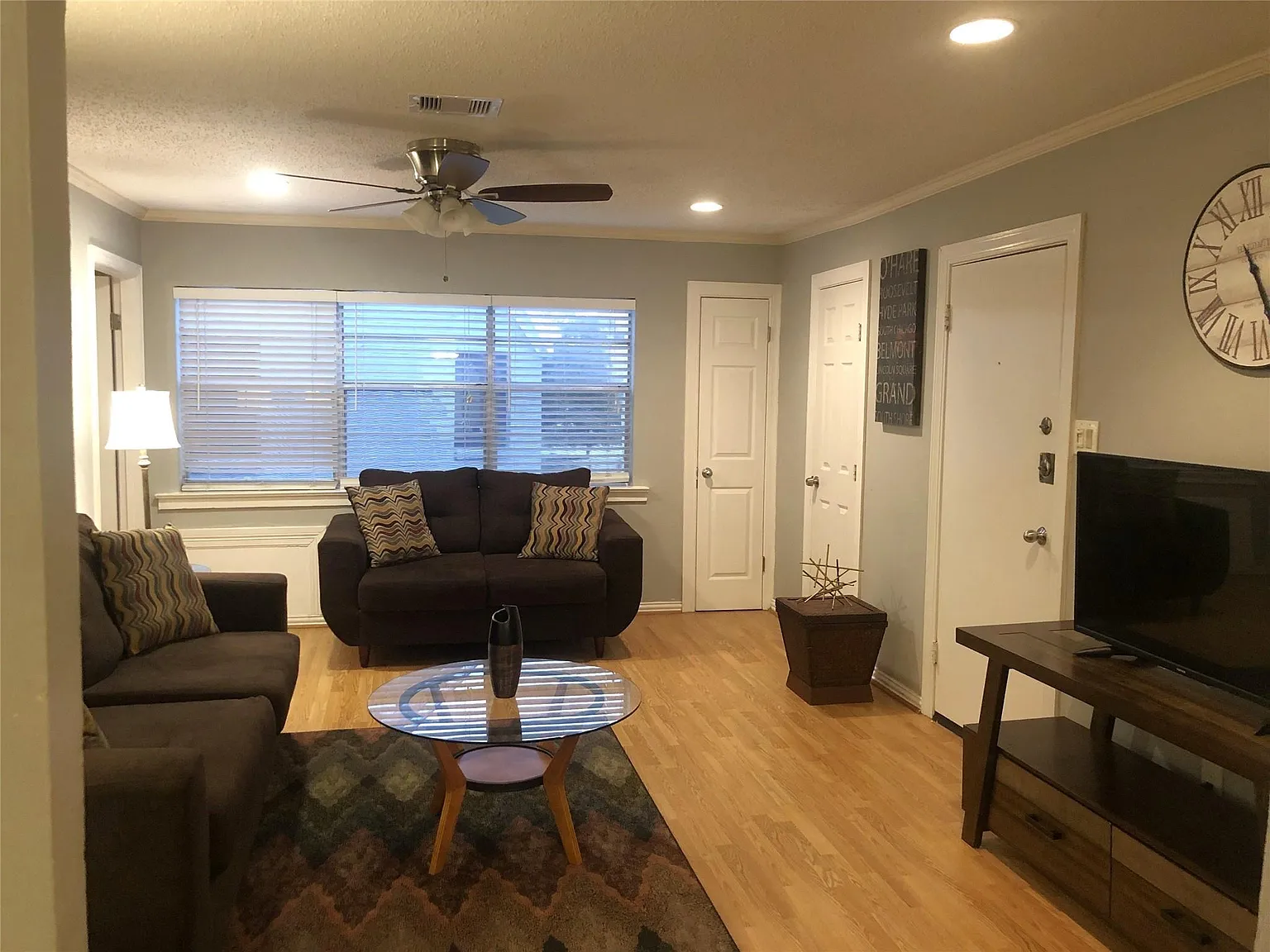 2 bed, 2.0 bath, 1200 sqft, $1,675 — Photo 4