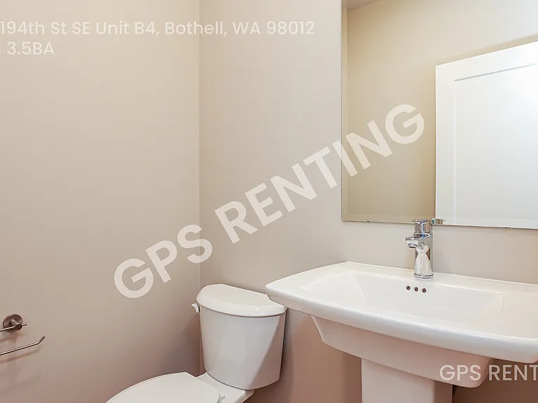 1322 194th St SE #B4 — Photo 13