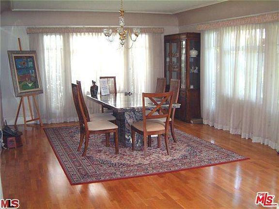 4th image of 843 Westchester Pl