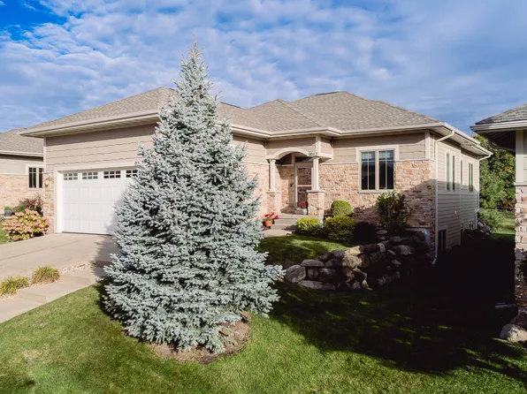 9012 Royal Oaks Cir #9012, Verona, WI 53593