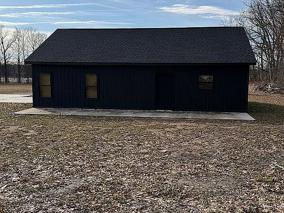 3rd image of 84 Dildine Rd