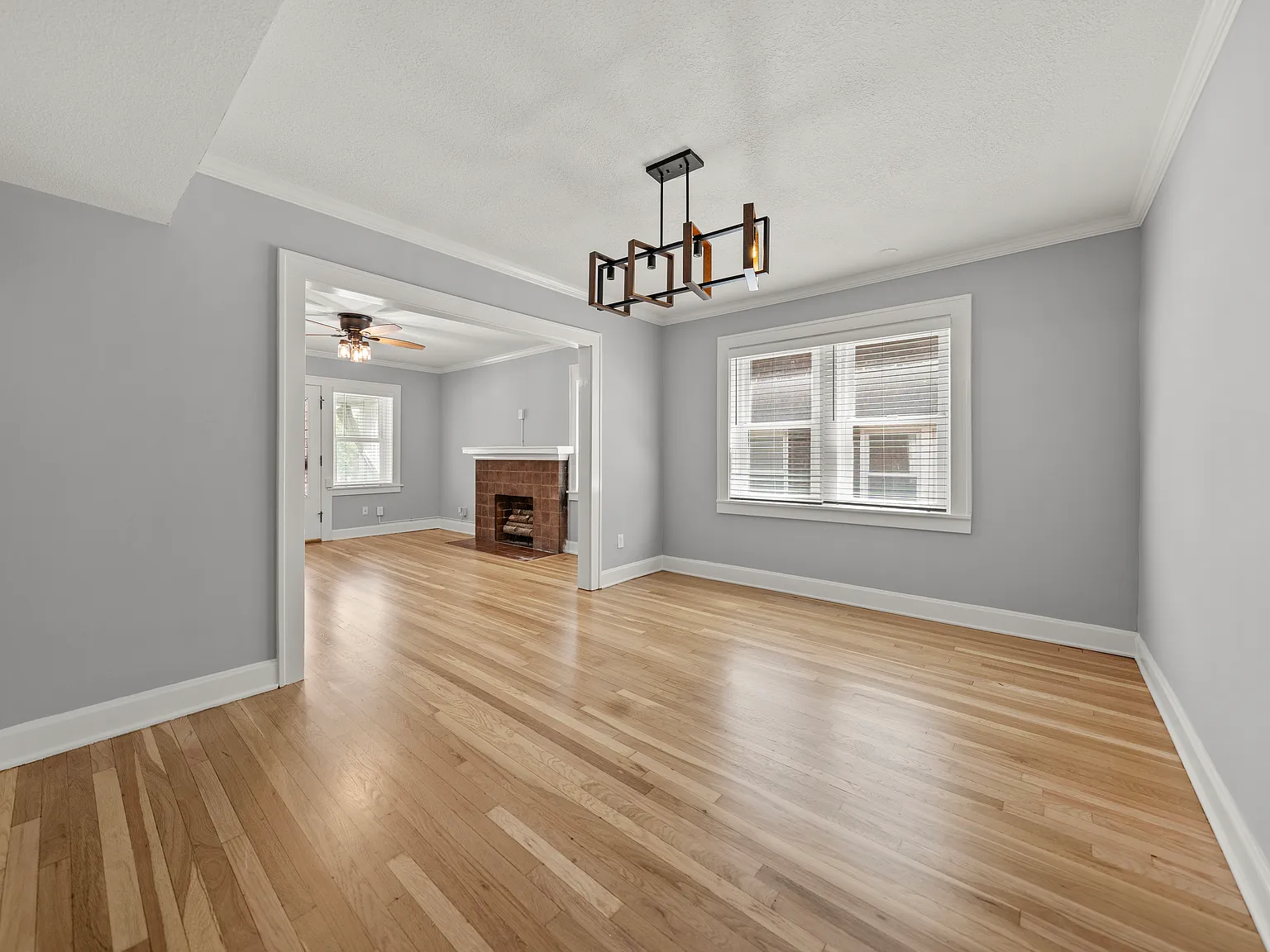 2 bed, 1000 sqft, $1,450 — Photo 4