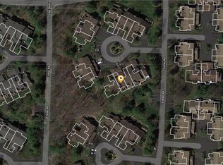 73 Fisher Rd, Mahwah, NJ 07430