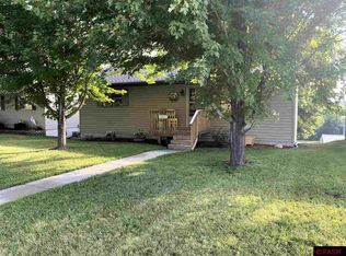 1211 S German St, New Ulm, MN 56073