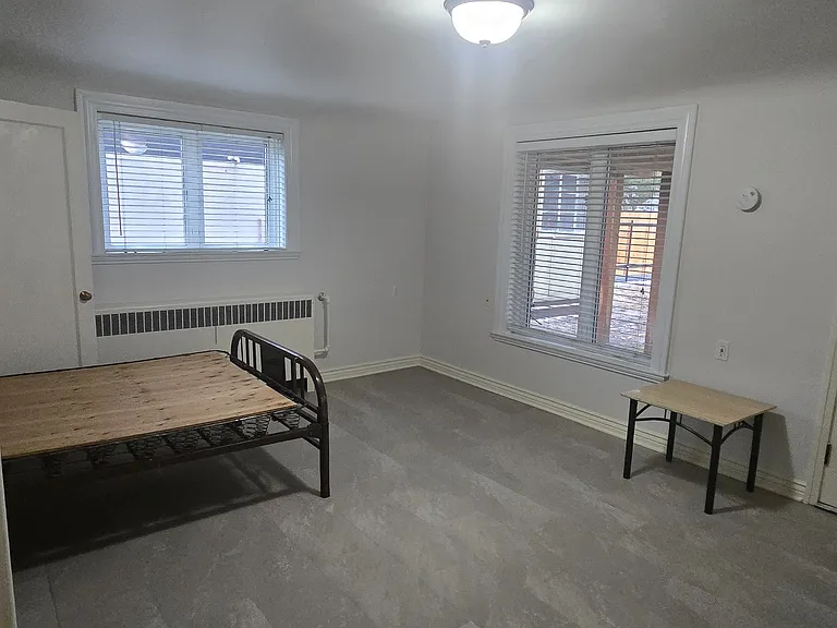 543 N 400 E #B — Photo 13