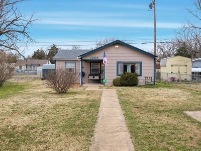 1205 S Vine St, Wichita, KS, 67213