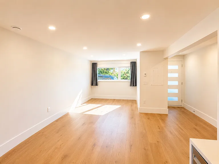 4503 Woodgreen Dr — Photo 6