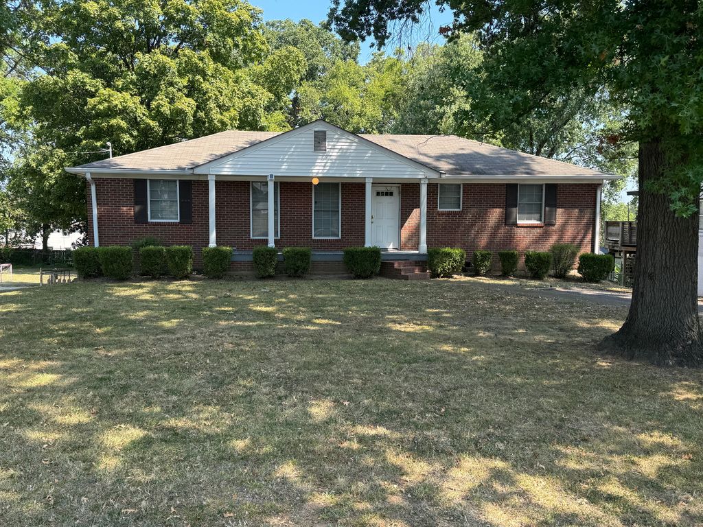 646 Harding Pl - Property Image