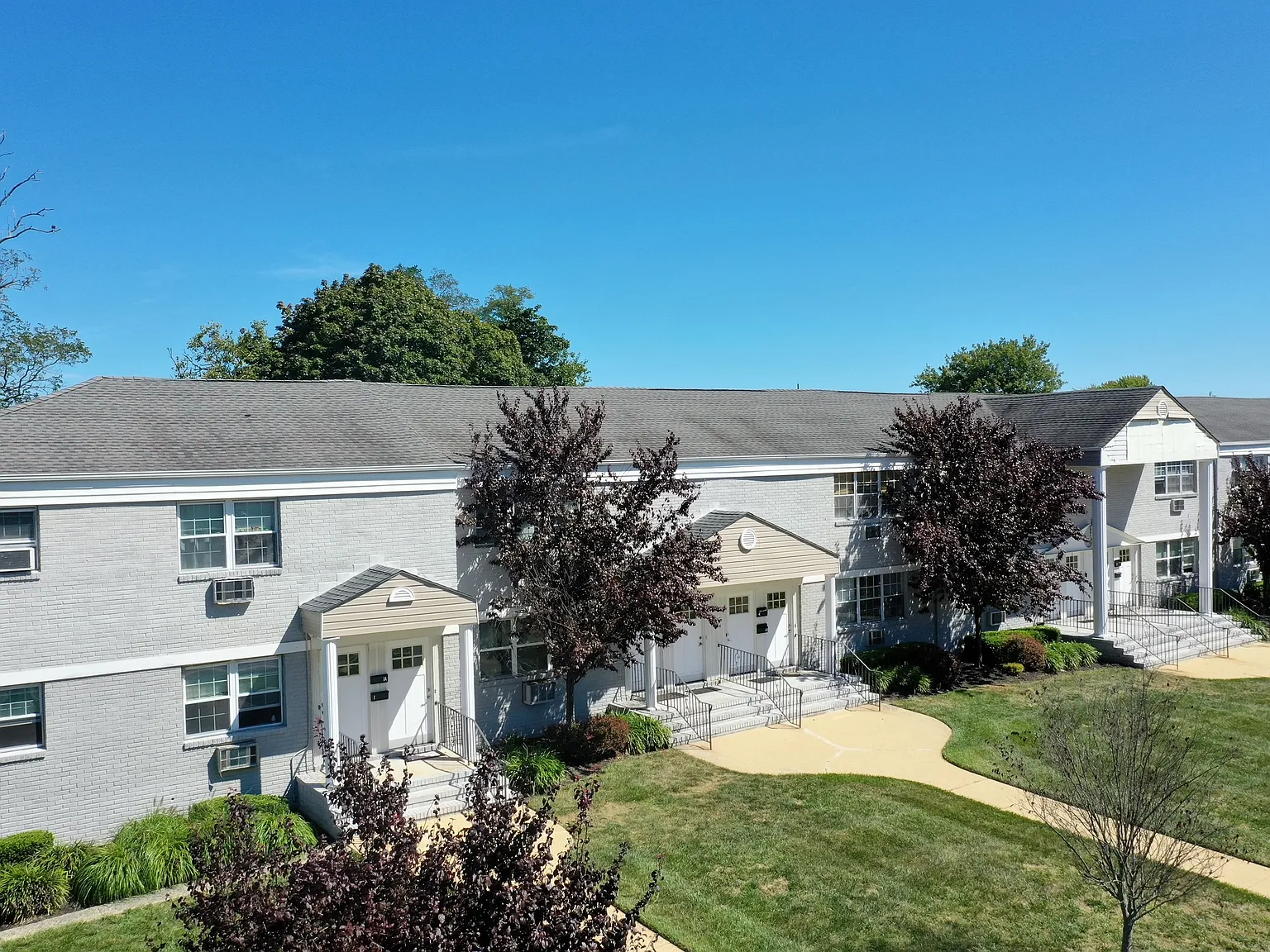 2 bed, 1.5 bath, $2,750 — Photo 1