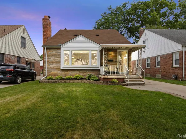 1548 N Silvery Ln, Dearborn, MI 48128