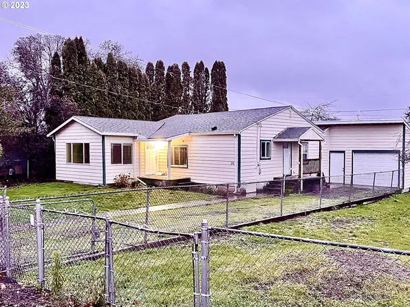 434 S 17th St, Saint Helens, OR 97051