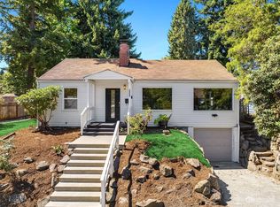 8225 22nd Pl NE, Seattle, WA 98115