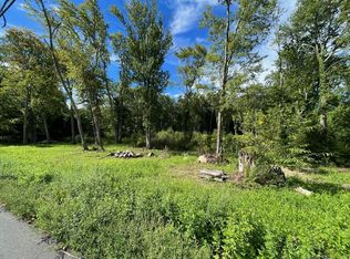 26 Road, Newtown, CT 06470