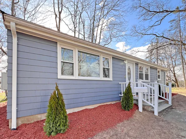15 Rood Avenue, Windsor, CT 06095