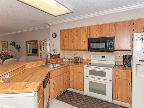 2nd image of 2232 N Cypress Bend Dr APT 205