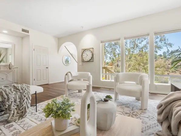 4333 Calavo Dr, La Mesa, CA 91941