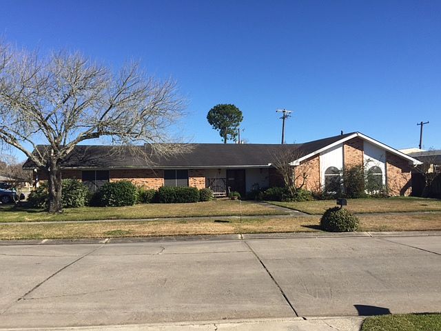 1st image of 1304 Chestnut Dr