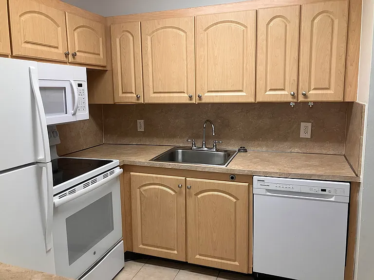 259 Sheffield St E #259-K — Photo 13