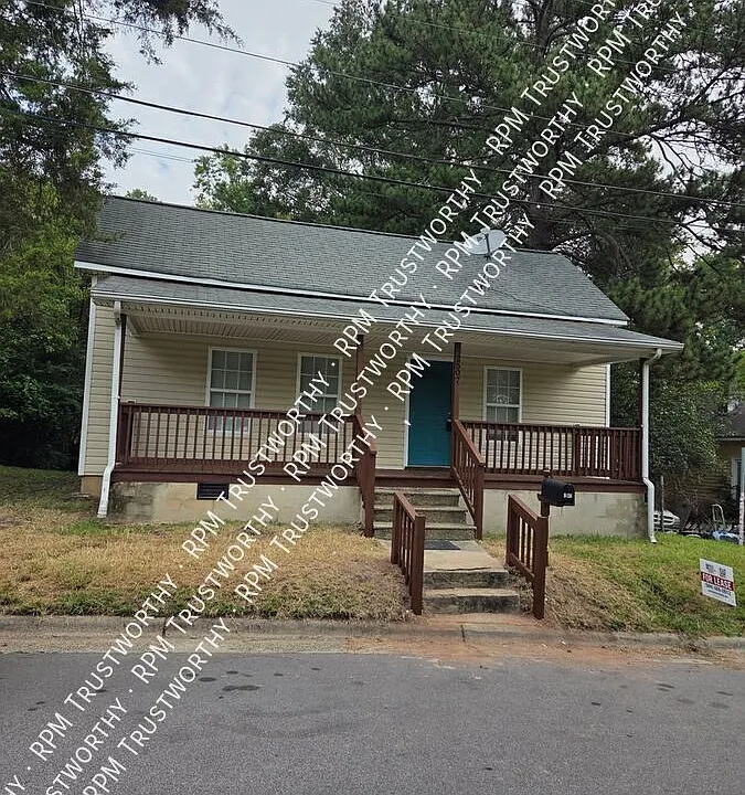 2507 Hart St