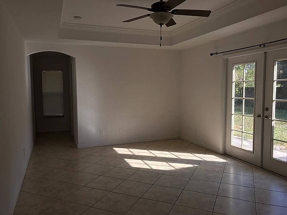3rd image of 3631 SW Bonwold St