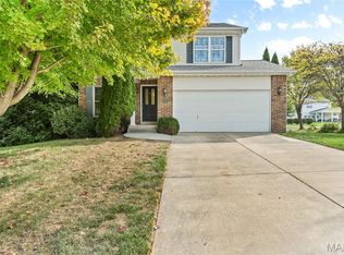 2301 Preswyck Ct, Maryville, IL 62062