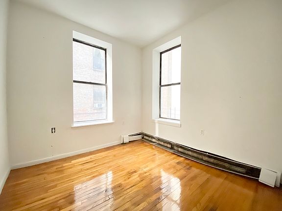 5th image of 17 Saint Nicholas Ave #1C