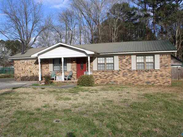 240 Hampton Rd NW, Hartselle, AL 35640
