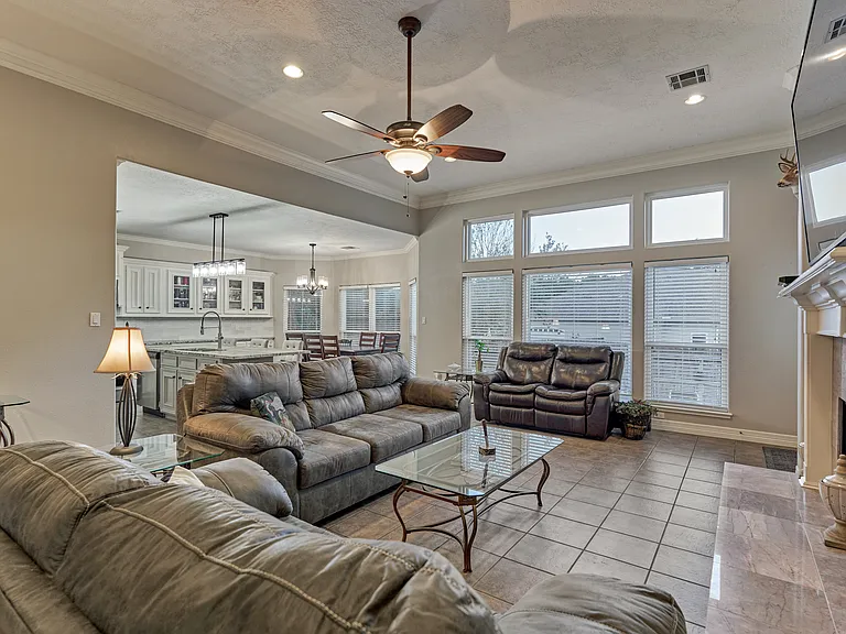 15 Newberry Ct — Photo 12