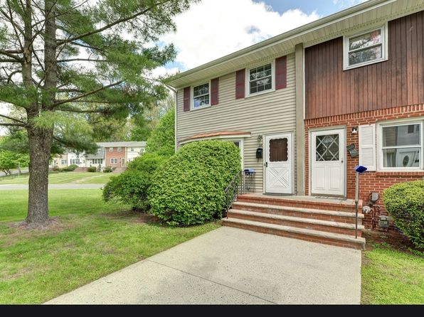28 Alan Rd #28