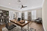 photo property thumbnail
