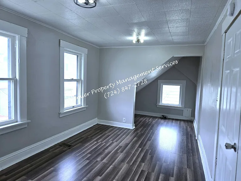 201 Mills Way — Photo 10
